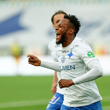 IFK Norrköpings Samuel Adegbenro jublar