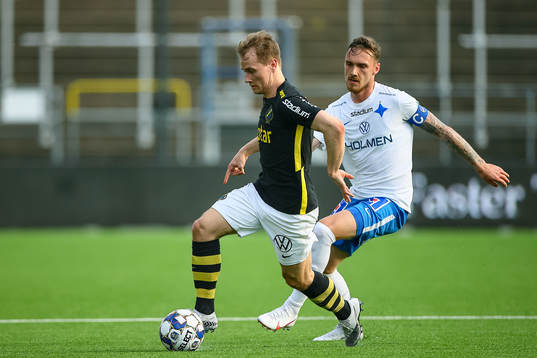 s Saku Ylätupa och IFK Norrköpings Linus Wahlqvist