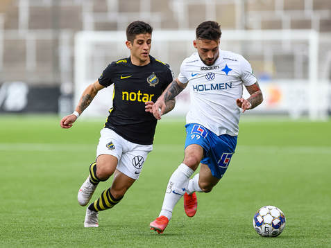 s Nicolas Stefanelli och IFK Norrköpings Sead Haksabanovic
