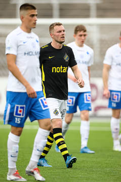 s Sebastian Larsson
