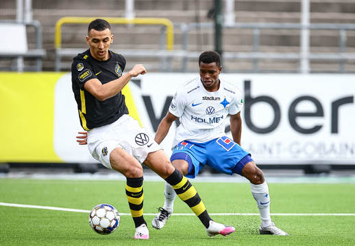 s Nabil Bahoui och IFK Norrköpings Ishaq Abdulrazaq