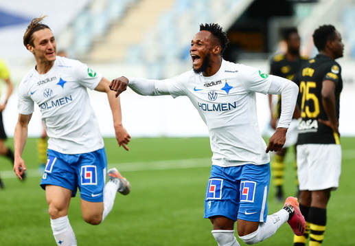 IFK Norrköpings Samuel Adegbenro jublar