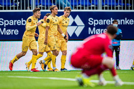 Erik Botheim of Bodø/Glimt celebrates