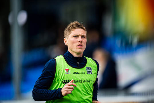 Torgil Øwre Gjertsen of Kristiansund warms up