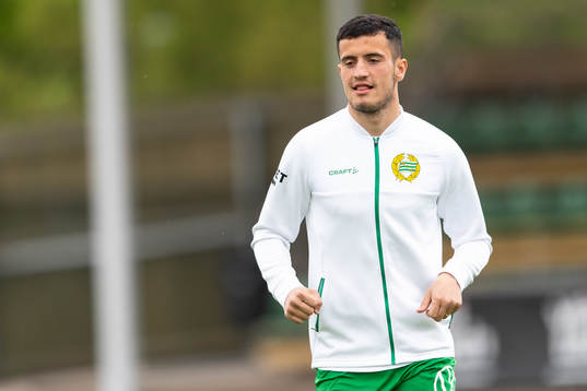 Hammarbys Astrit Selmani före fotbollsmatchen i