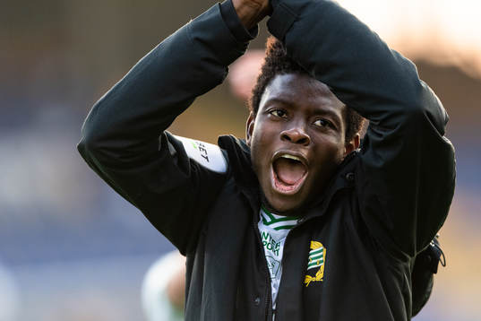 Hammarbys Aziz Mohammed Ouattara jublar