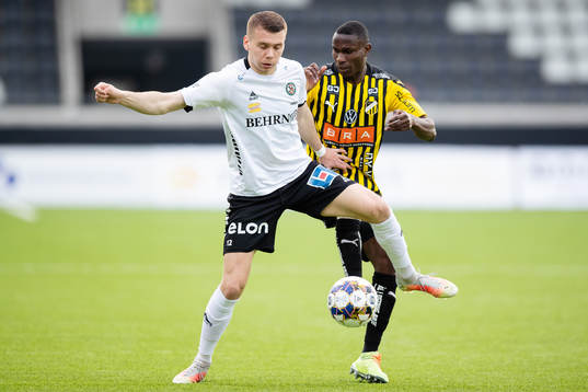 Örebros Jake Larsson och Häckens Godswill Ekpolo