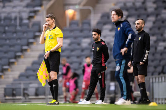 Östersunds tränare Amir Azrafshan