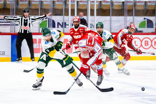 Björklövens Justin Crandall och Timrås Johan Lindholm
