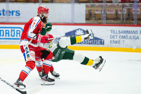 Timrås Per Svensson och Björklövens Sebastian Selin