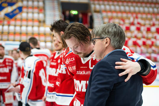 Timrås Jonathan Dahlén och assisterande tränare Anders