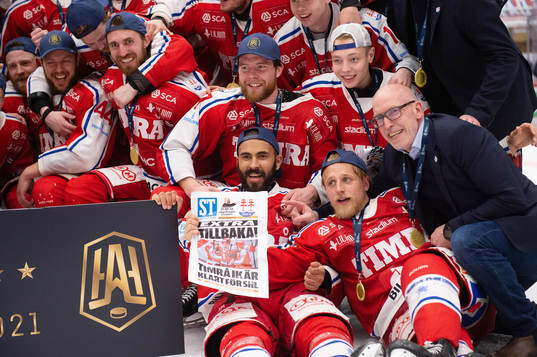 Timrås Jeremy Boyce-Rotevall jublar