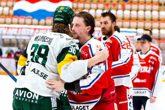 Björklövens Sebastian Manberg och Timrås Jonathan Dahlén