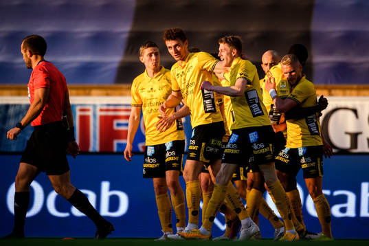 Elfsborgs Alexander Bernhadsson jublar