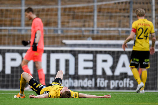 Elfsborgs Alexander Bernhadsson jublar