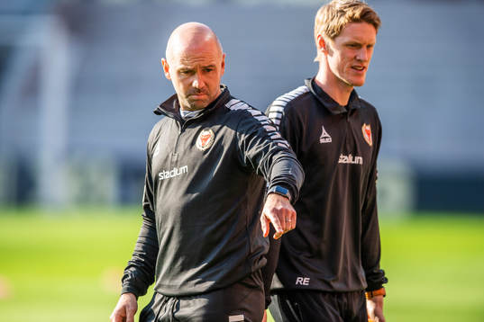 Kalmars assisterande tränare Stefan Larsson och
