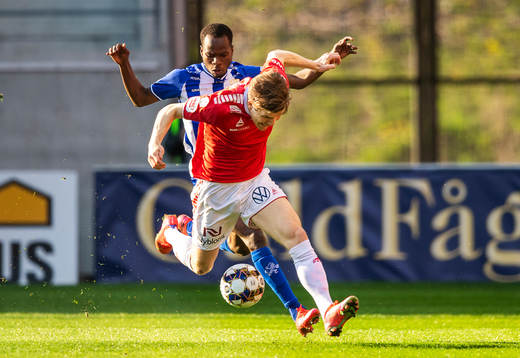 Kalmars Oliver Berg och IFK Göteborgs Alhassan Yusuf