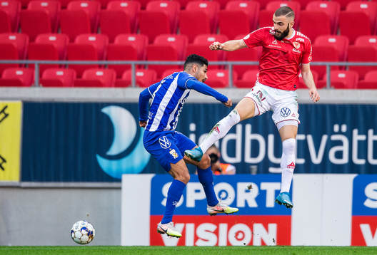 Kalmars Filip Sachpekidis och IFK Göteborgs Hosam Aiesh