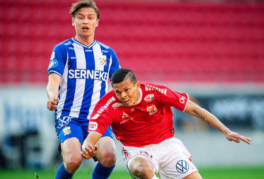 Kalmars Romario Pereira Sipiao och IFK Göteborgs Simon