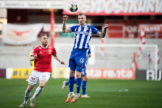 Kalmars Jonathan Ring och IFK Göteborgs Sebastian Eriksson