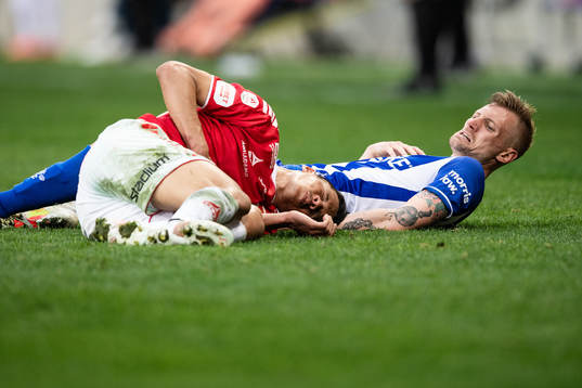 Kalmars Romario Pereira Sipiao och IFK Göteborgs Sebastian