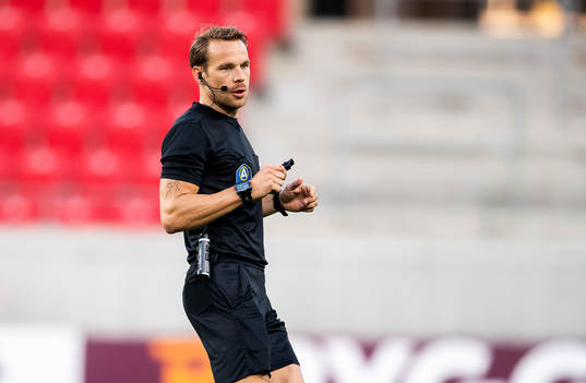 Domare Kristoffer Karlsson