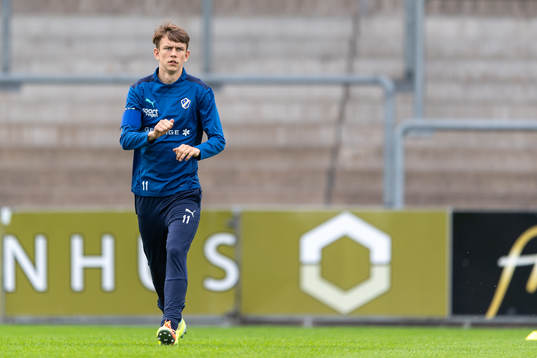 Halmstads Kazper Karlsson före fotbollsmatchen i