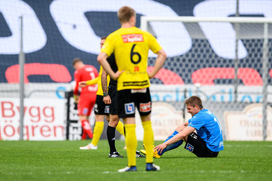 Halmstads Mikael Boman har ont