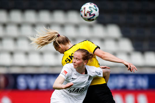 Eskilstunas Emma Östlund och Häckens Stina Blackstenius