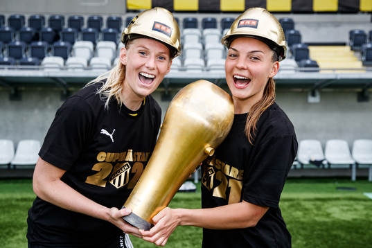 Häckens Stina Blackstenius och Johanna Rytting Kaneryd