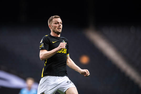 s Sebastian Larsson