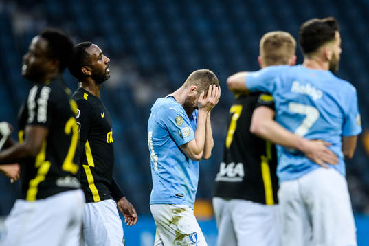 Malmö FFs Lasse Nielsen deppar