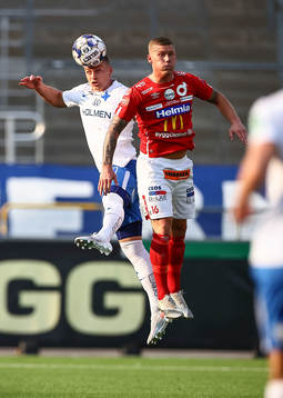 IFK Norrköpings Marco Lund Nielsen och Degerfors Victor