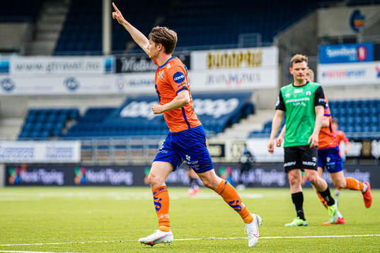 Kristoffer Ødemarksbakken of Aalesund celebrates