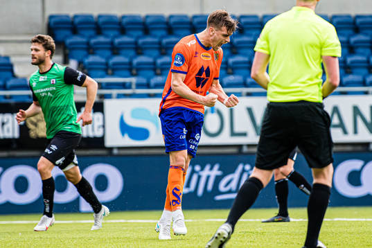 Sigurd Hauso Haugen of Aalesund celebrates