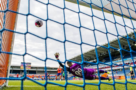 Sigurd Hauso Haugen of Aalesund scores the 2-1 goal