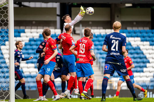 Östers målvakt Victor Stulic
