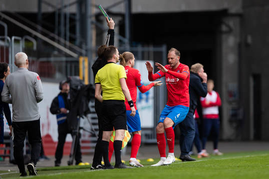 Helsingborgs Andreas Granqvist byts ut
