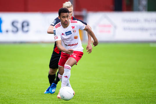 Hudiksvalls Kion King och Brommapojkarnas Martin Falkeborn