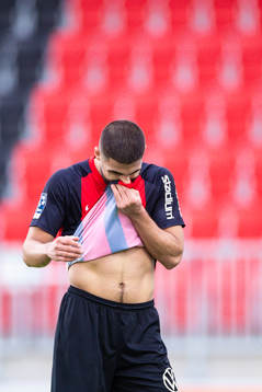 Brommapojkarnas Omar Faraj deppar