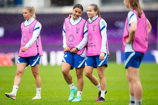Samantha Kerr and Guro Reiten of Chelsea