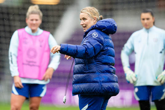 Coach Emma Hayes of Chelsea