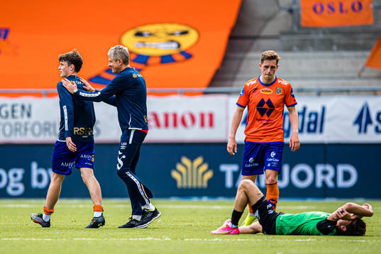 Nikolai Søyset Hopland of Aalesund and Lars Arne Nilsen,