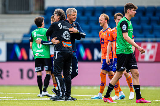 Jan Halvor Halvorsen, head coach of Bryne, and Lars Arne