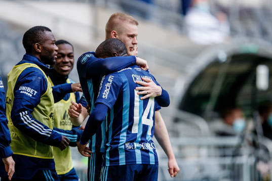 Djurgårdens Kalle Holmberg jublar