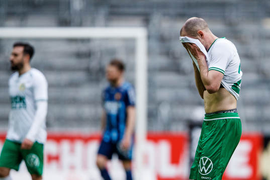 Hammarbys Jon Gudni Fjoluson deppar i halvtid