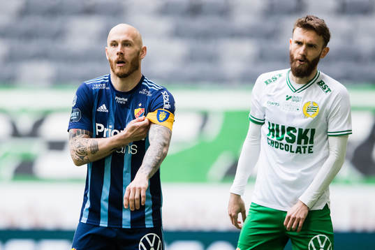 Djurgårdens Magnus Eriksson och Hammarbys Simon Sandberg