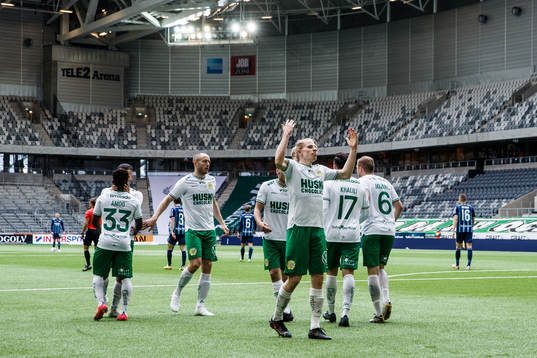 Hammarbys Gustav Ludwigson jublar