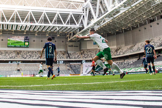 Hammarbys Astrit Selmani jublar
