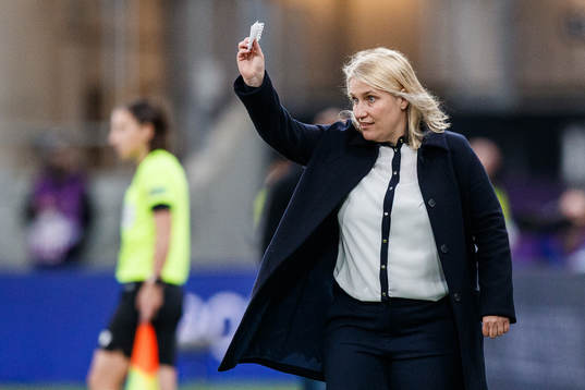 coach Emma Hayes of Chelsea